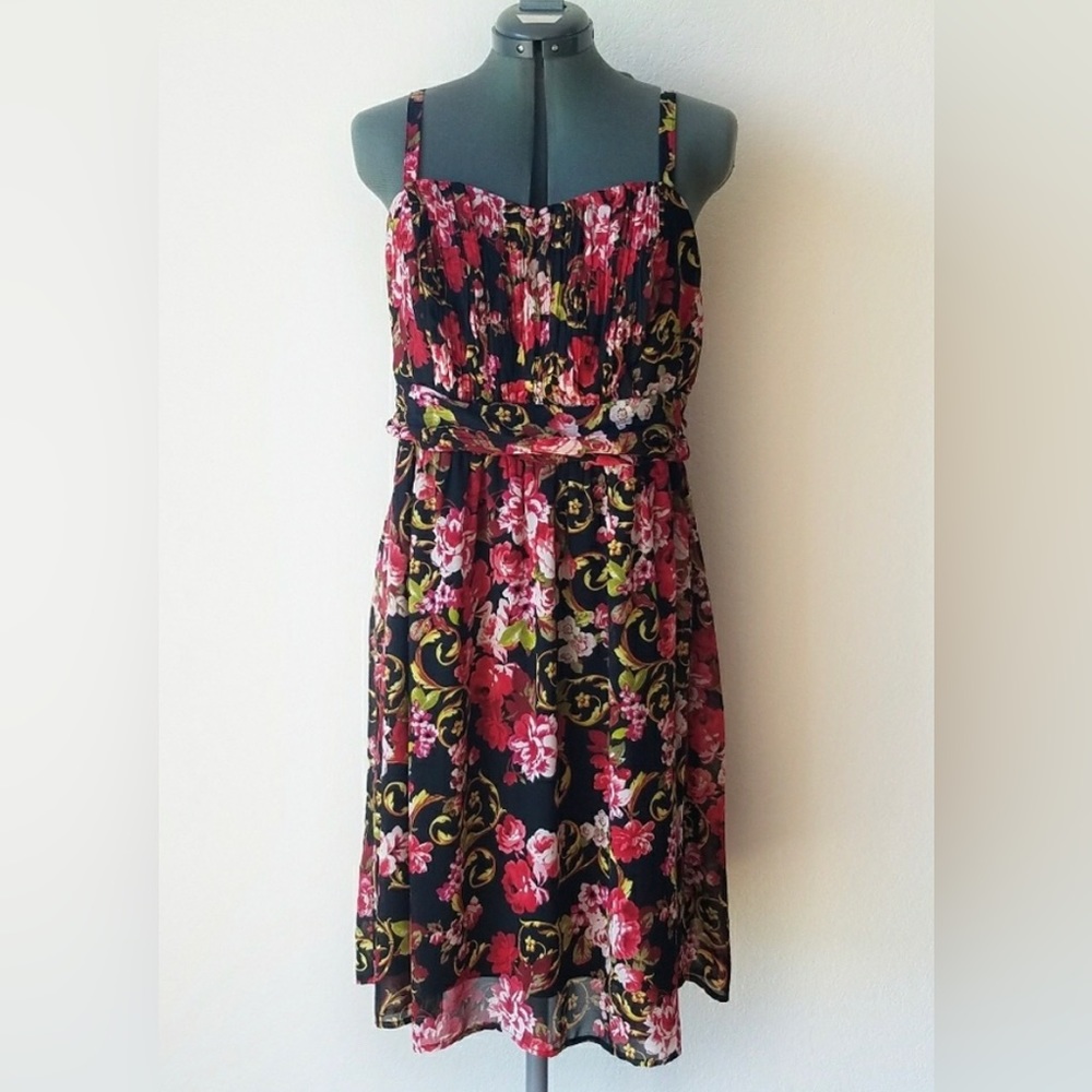 Torrid Floral Chiffon Dress Size 3 Curvy Girl Plus Sized Ruching Sheer